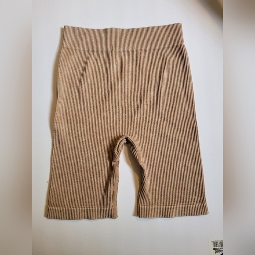 Women's Tan Ribbed Shorts